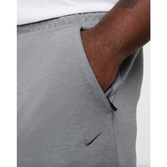 Nike Primary Fleece Mens Dri-FIT UV Tapered Performance Pants Jogger Grey 3XL - Picture 3 of 6